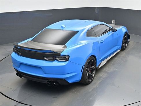 Used 2022 Chevrolet Camaro SS image 33