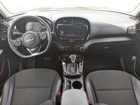 Certified 2023 Kia Soul GT-Line FWD image 18