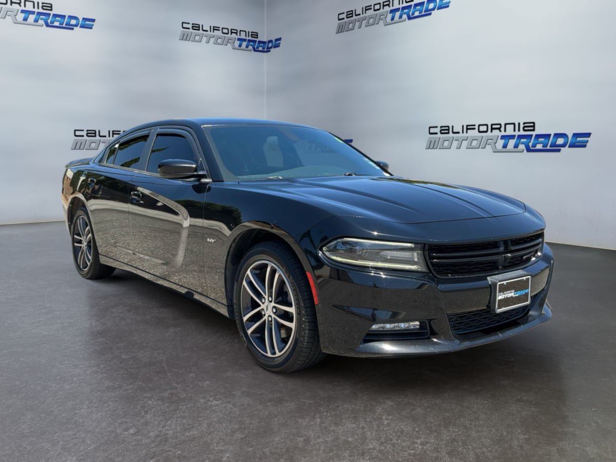 Used 2018 Dodge Charger GT AWD/4WD image 3
