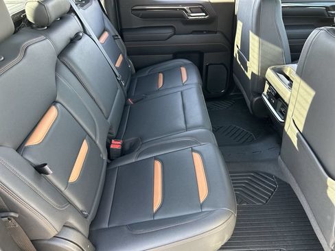 Used 2023 GMC Sierra 1500 AT4 w/ Technology Package AWD/4WD image 26