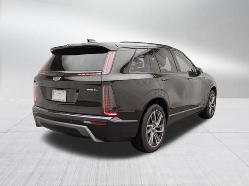 Used 2026 Cadillac Vistiq Sport w/ LPO, Floor Liner Package AWD/4WD image 5