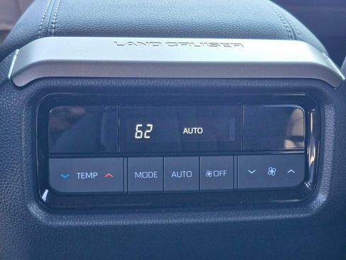 Used 2025 Toyota Land Cruiser AWD/4WD image 31