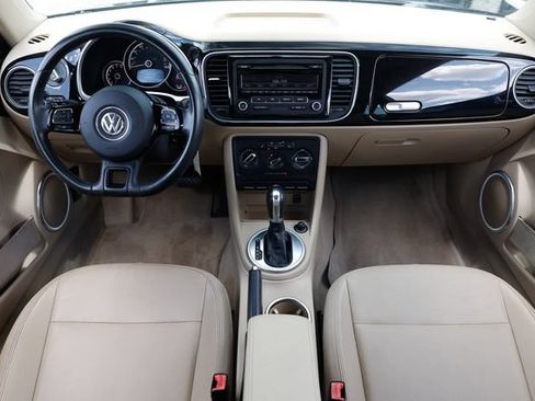 Used 2014 Volkswagen Beetle 1.8T FWD image 2