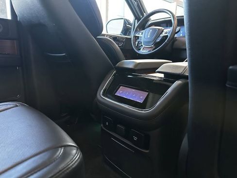 Certified 2024 Lincoln Navigator Reserve image 38