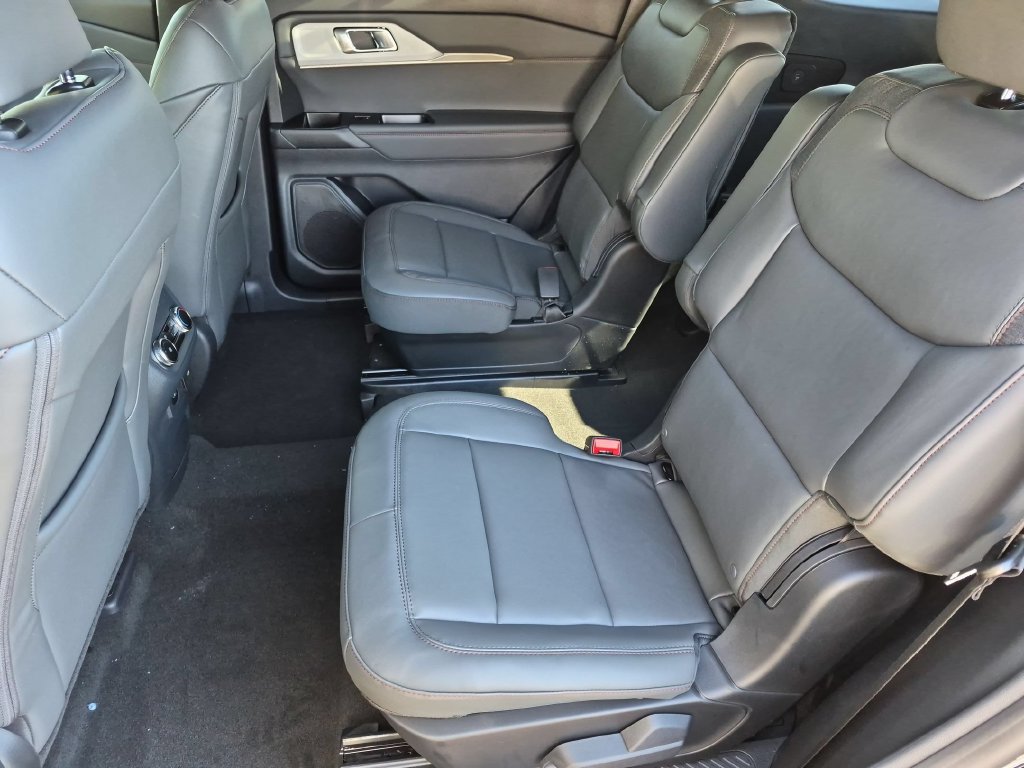 New 2027 Ford Explorer Active w/ Active Comfort Package AWD/4WD image 18