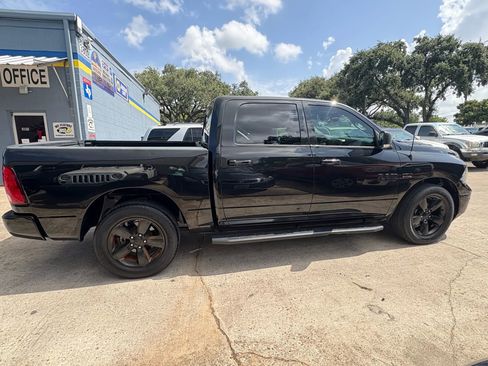 Used 2018 RAM 1500 Lone Star image 8