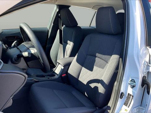 Used 2026 Toyota Corolla LE FWD image 8