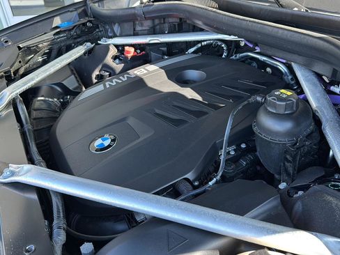 Certified 2023 BMW X7 xDrive40i w/ M Sport Package image 31