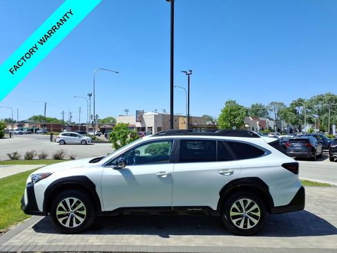 Certified 2025 Subaru Outback Premium AWD/4WD image 4
