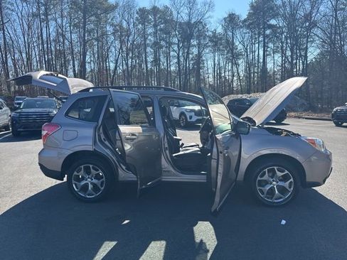 Used 2016 Subaru Forester 2.5i Touring w/ Popular Package #2 image 28