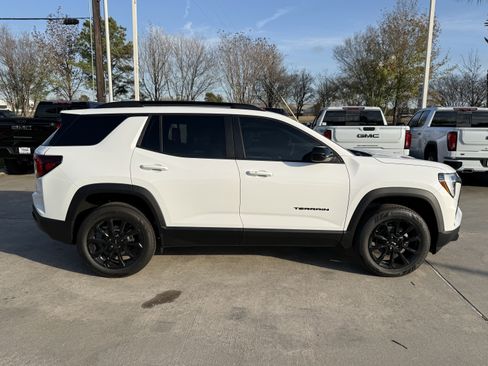 New 2026 GMC Terrain Elevation w/ Elevation Premium Package image 3