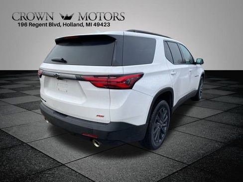 Used 2023 Chevrolet Traverse RS image 13
