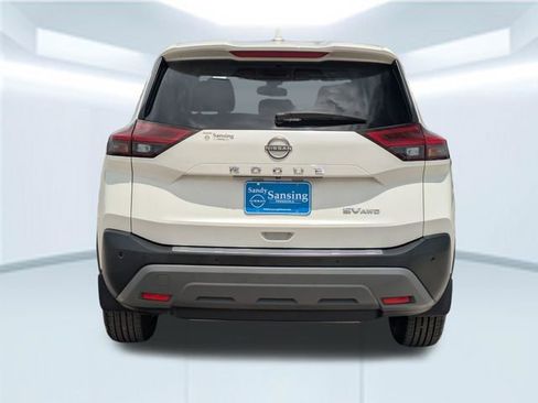 Used 2023 Nissan Rogue SV AWD/4WD image 5