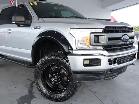 Used 2019 Ford F150 XLT w/ Equipment Group 302A Luxury AWD/4WD image 2