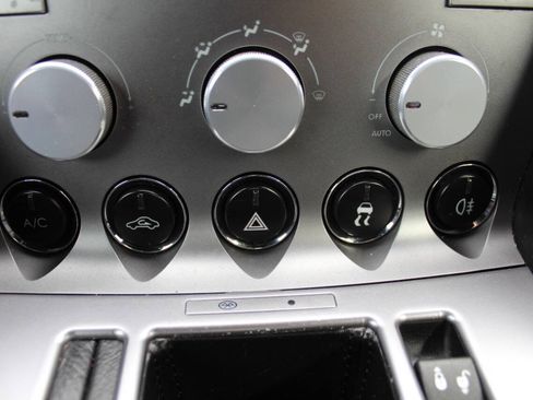 Used 2006 Aston Martin DB9 Volante RWD image 18