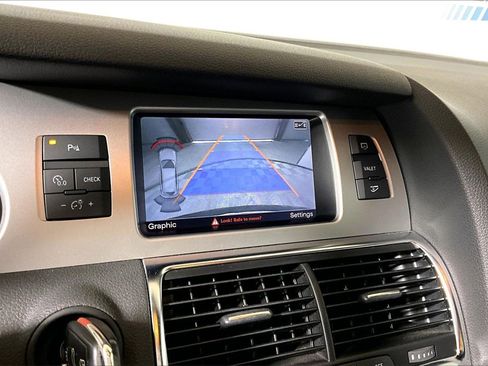 Used 2014 Audi Q7 3.0T S line Prestige w/ S Line Package image 17