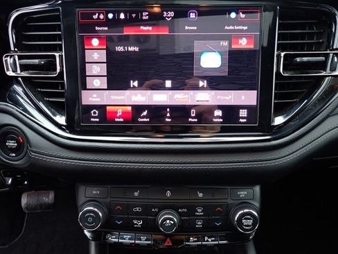 Used 2021 Dodge Durango GT image 25