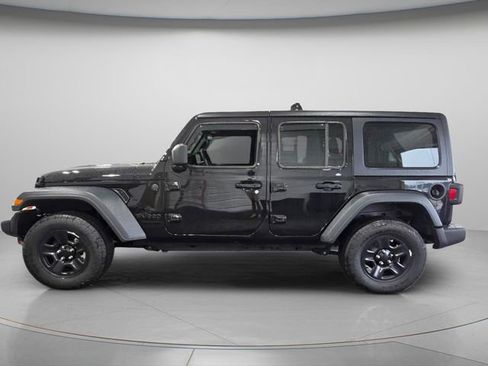 Used 2026 Jeep Wrangler Unlimited Sport AWD/4WD image 3