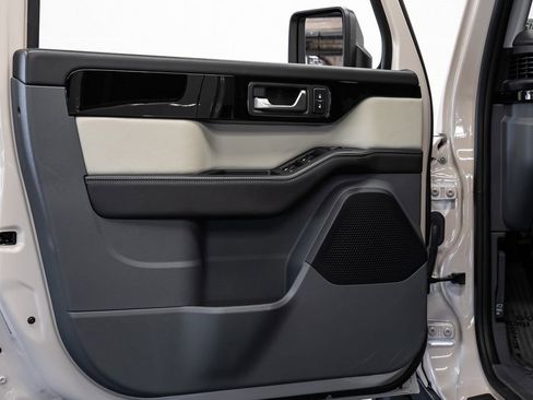 Used 2024 INEOS Grenadier Fieldmaster Edition image 21