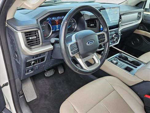 Used 2024 Ford Expedition Max XLT RWD image 9
