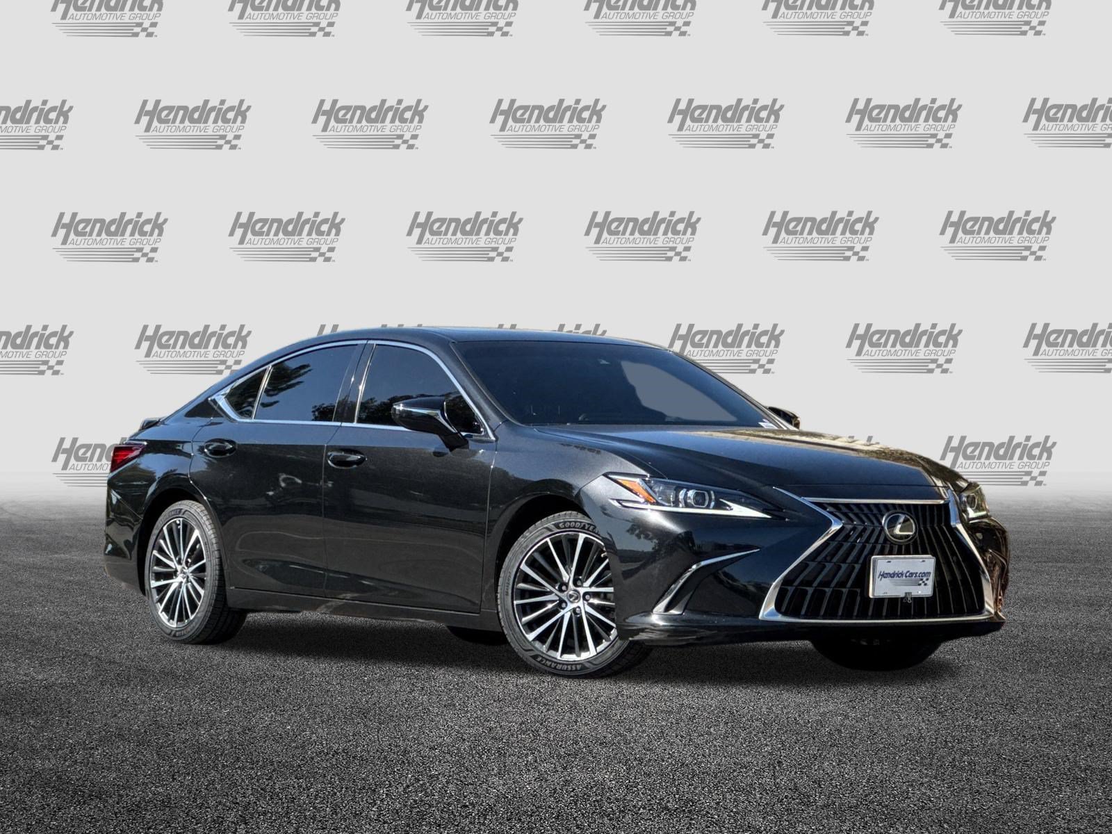 Used 2024 Lexus ES 300h w/ Premium Package FWD image 2