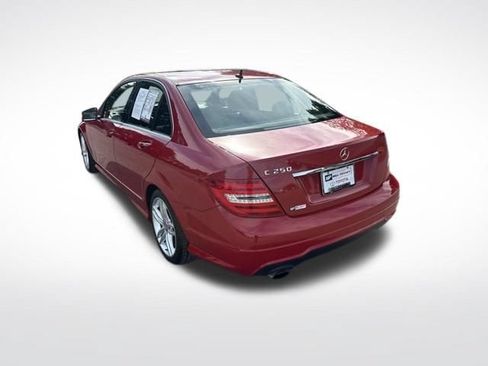 Used 2014 Mercedes-Benz C 250 Sedan image 3