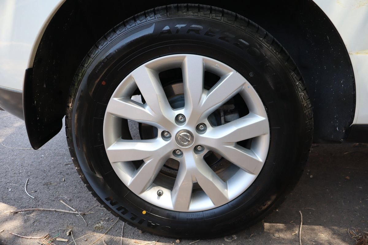 Used 2012 Nissan Murano SV AWD/4WD image 43