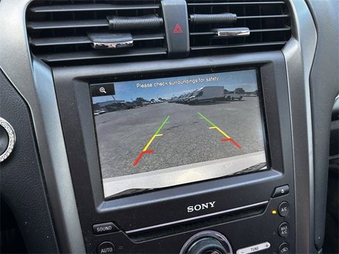 Used 2016 Ford Fusion Titanium image 16