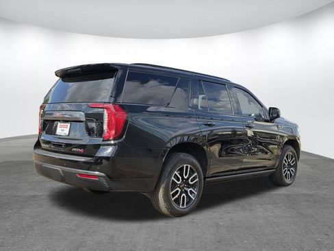 Used 2023 GMC Yukon AT4 w/ Technology Package image 4