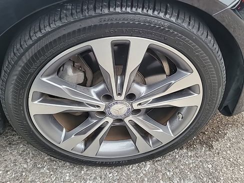 Used 2016 Mercedes-Benz C 300 Sedan image 16