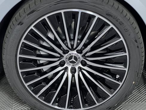 New 2026 Mercedes-Benz E 350 4MATIC Sedan image 14