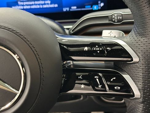Certified 2025 Mercedes-Benz GLS 450 4MATIC image 30