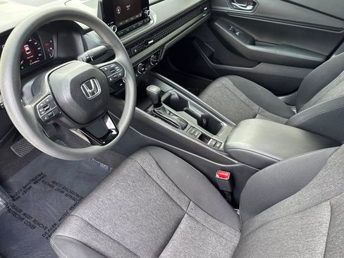 Used 2024 Honda Accord EX image 4