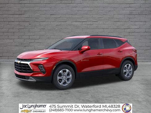 New 2026 Chevrolet Blazer LT w/ Convenience Package FWD image 2