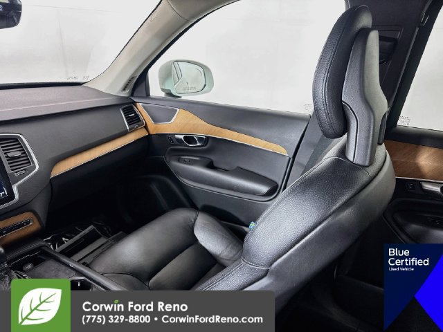 Used 2021 Volvo XC90 T6 Momentum AWD/4WD image 27