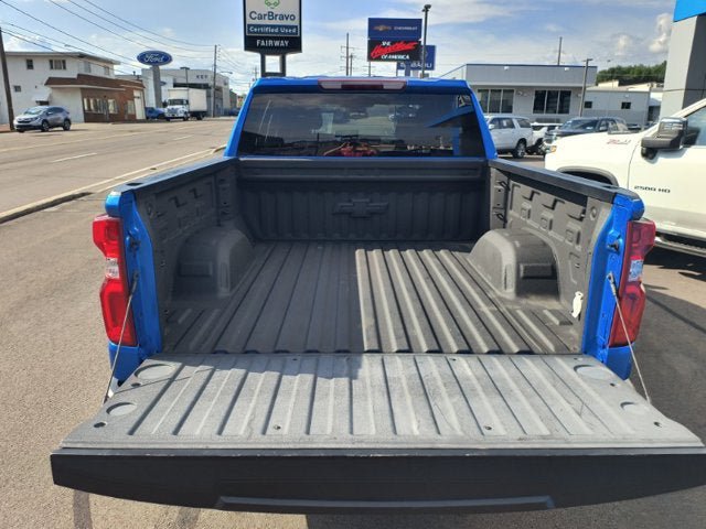 Used 2024 Chevrolet Silverado 1500 LT Trail Boss w/ Protection Package AWD/4WD image 3