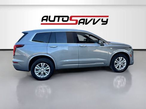 Used 2023 Cadillac XT6 Luxury image 8