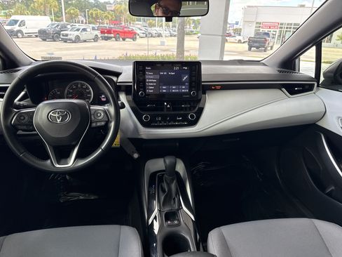 Used 2022 Toyota Corolla SE FWD image 26