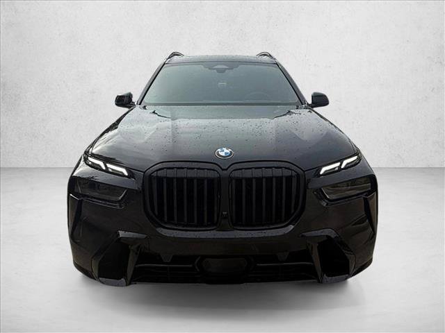 Used 2027 BMW X7 xDrive40i w/ M Sport Package AWD/4WD image 2