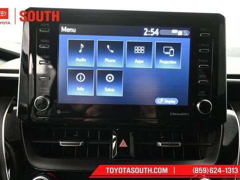 Used 2021 Toyota Corolla SE FWD image 16
