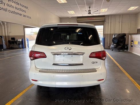 Used 2013 INFINITI QX56 2WD w/ Deluxe Touring Pkg image 6