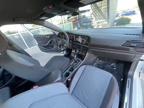 Used 2024 Volkswagen Jetta GLI 40th Anniversary Edition image 23