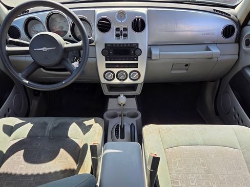 Used 2006 Chrysler PT Cruiser FWD image 11