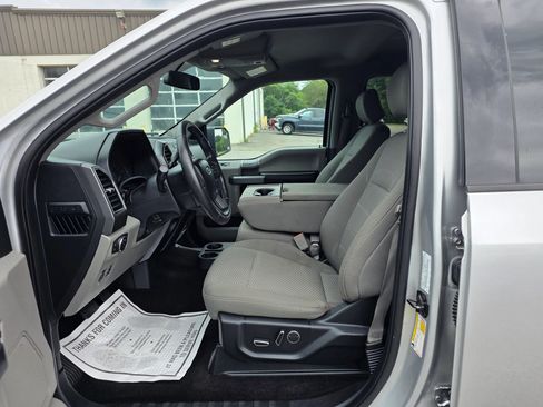 Used 2018 Ford F150 XLT w/ Equipment Group 302A Luxury AWD/4WD image 16