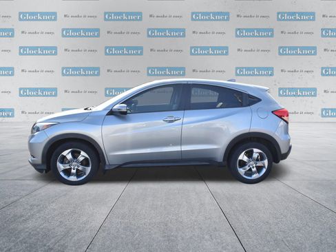 Used 2017 Honda HR-V EX image 10