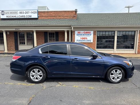Used 2009 Honda Accord LX-P image 3