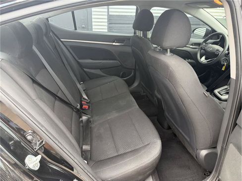 Used 2019 Hyundai Elantra SEL w/ Cargo Package FWD image 8