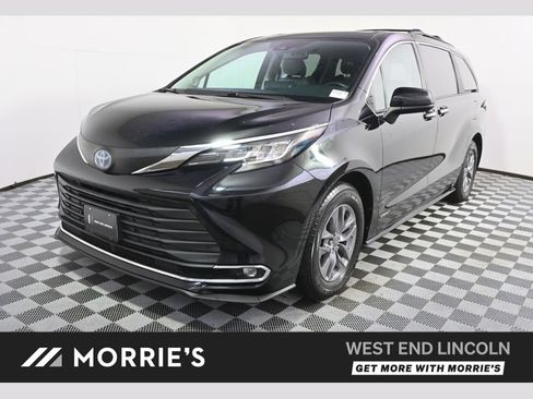 Used 2021 Toyota Sienna XLE w/ XLE Plus Package AWD/4WD image 1