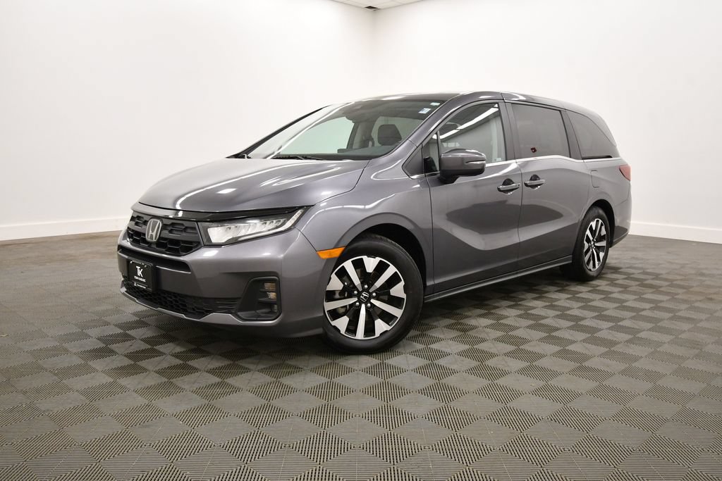 Certified 2025 Honda Odyssey EX-L image 2
