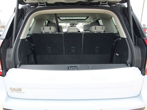 Used 2025 Ford Expedition Active AWD/4WD image 15